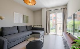 Urban apt para 6 en Adrian Pulido con Parking